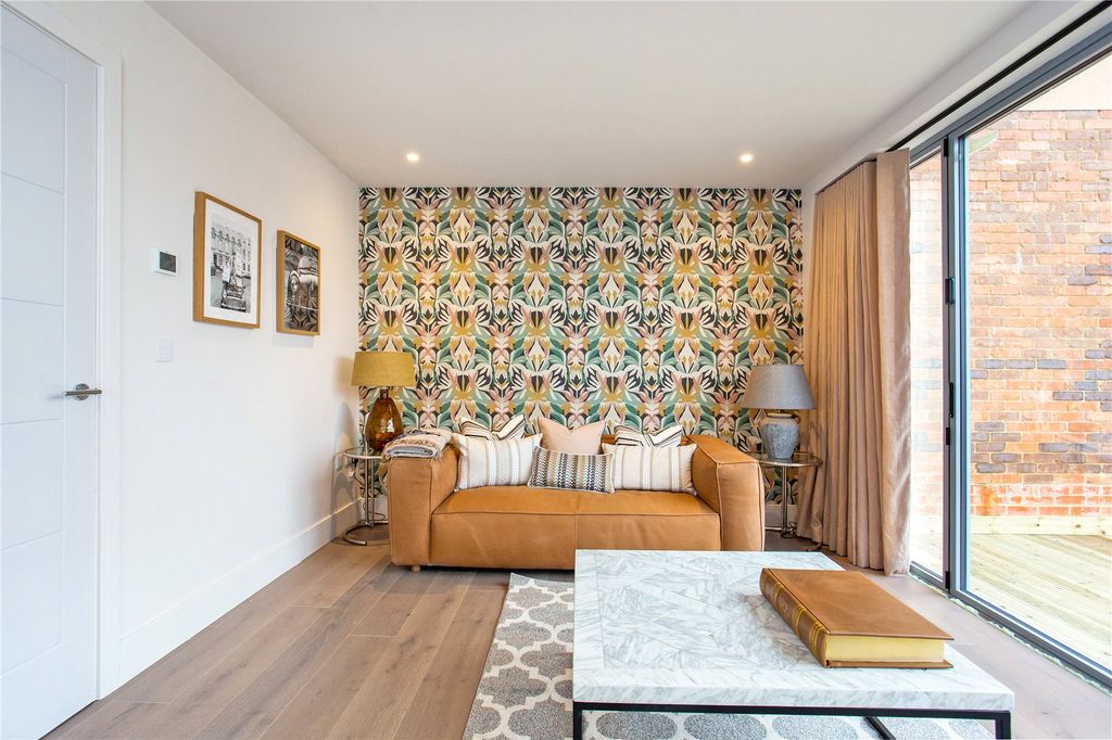 Property photo 3 of 8 Indicative Living
