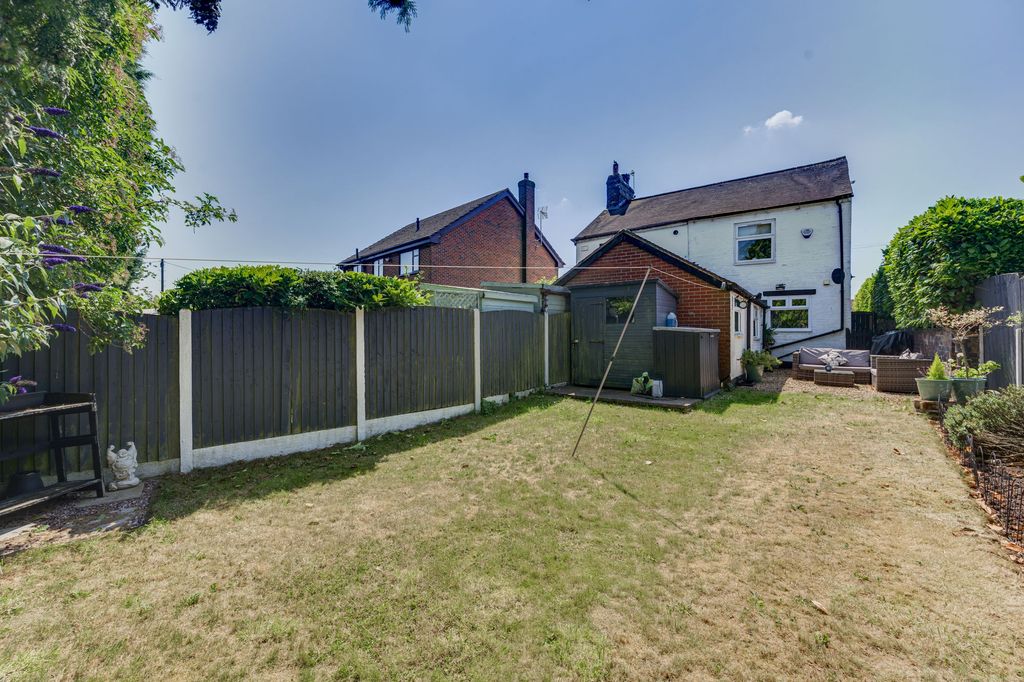 Property photo 2 of 23