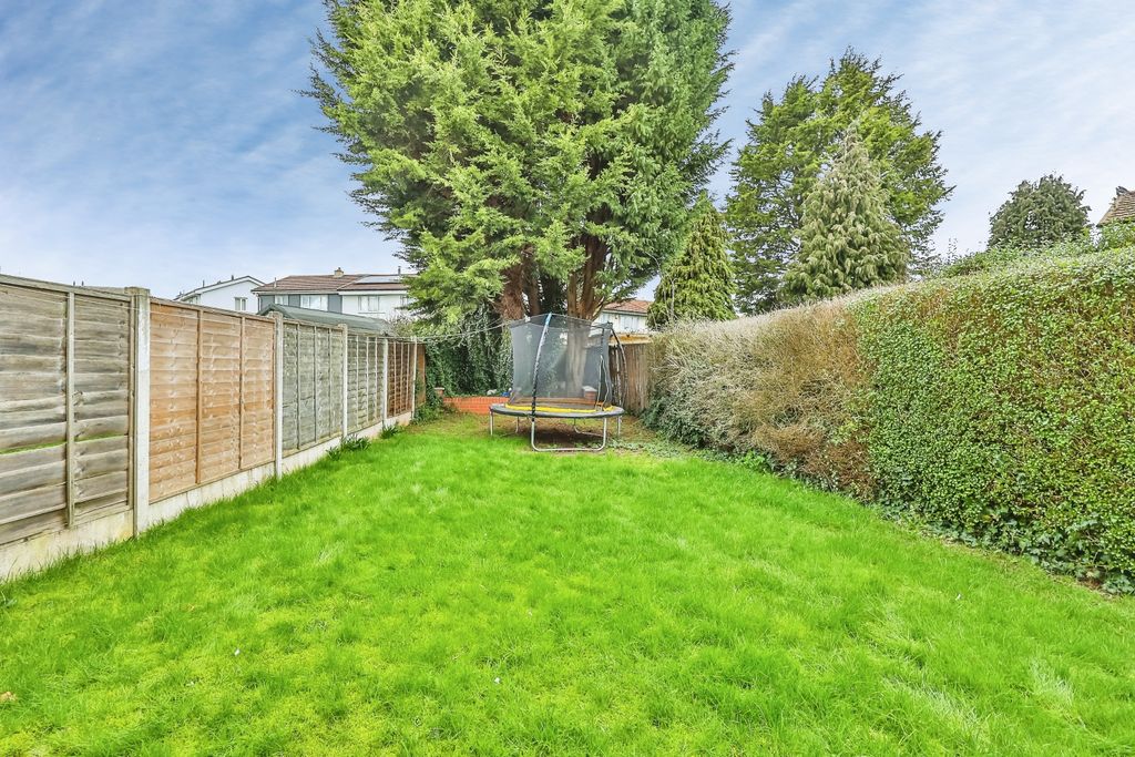 Property photo 2 of 15