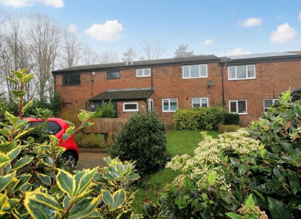 Property photo 1 of 2