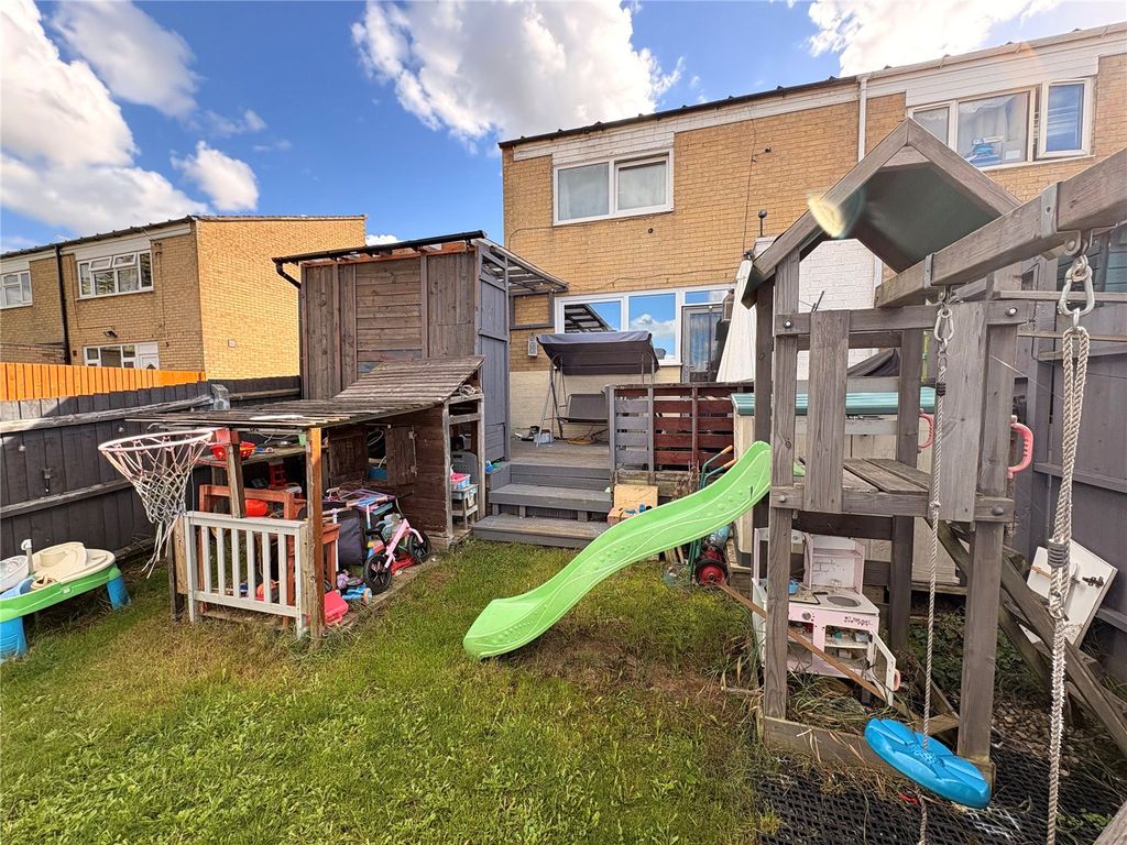 Property photo 2 of 22 Picture No. 14