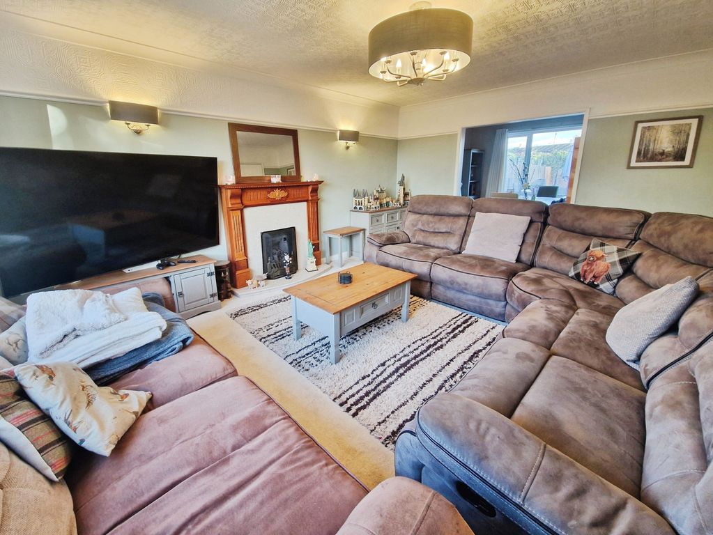 Property photo 2 of 29 B303dc28-1000077438