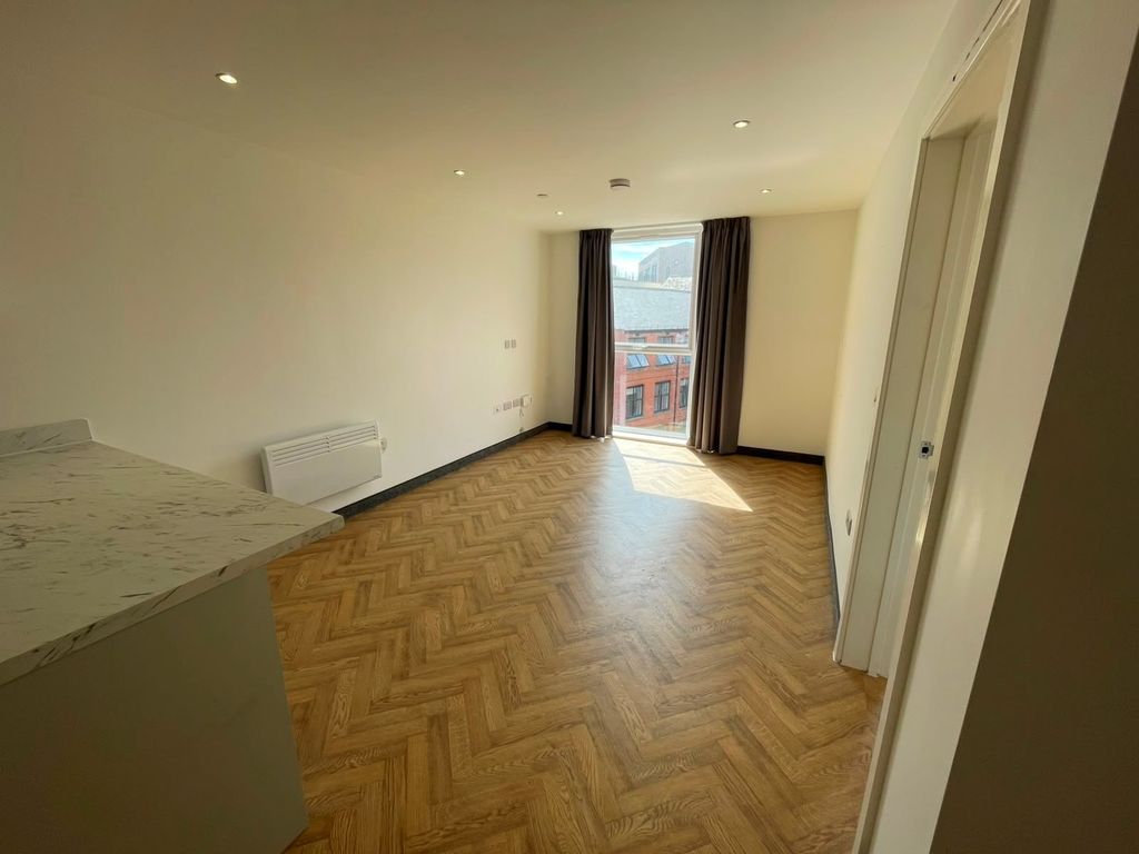 Property photo 1 of 4