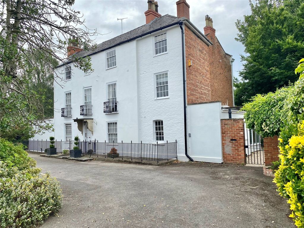 Property photo 1 of 18 Picture No. 23