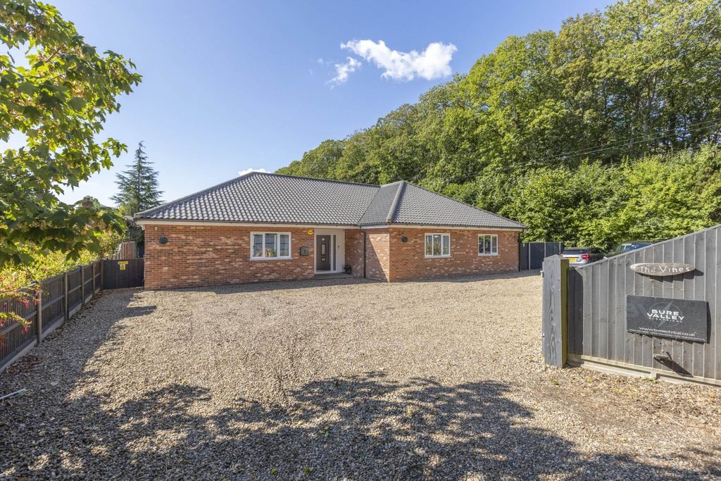 Property photo 1 of 25