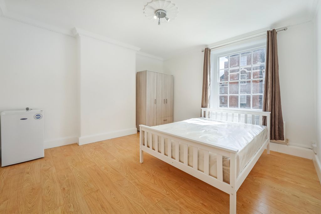 Property photo 1 of 4