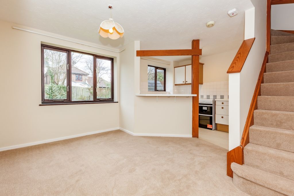 Property photo 2 of 7 124992