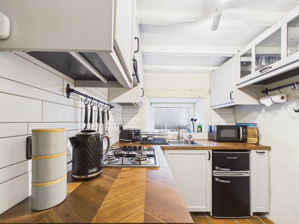 Property photo 3 of 26