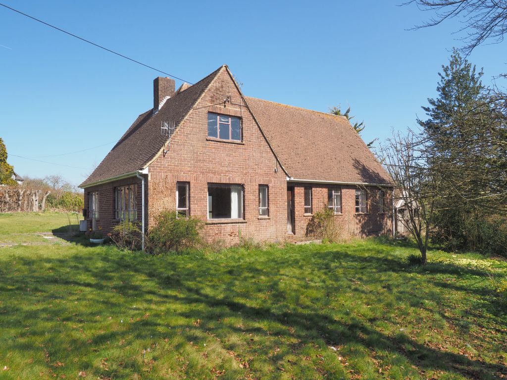 Property photo 1 of 11