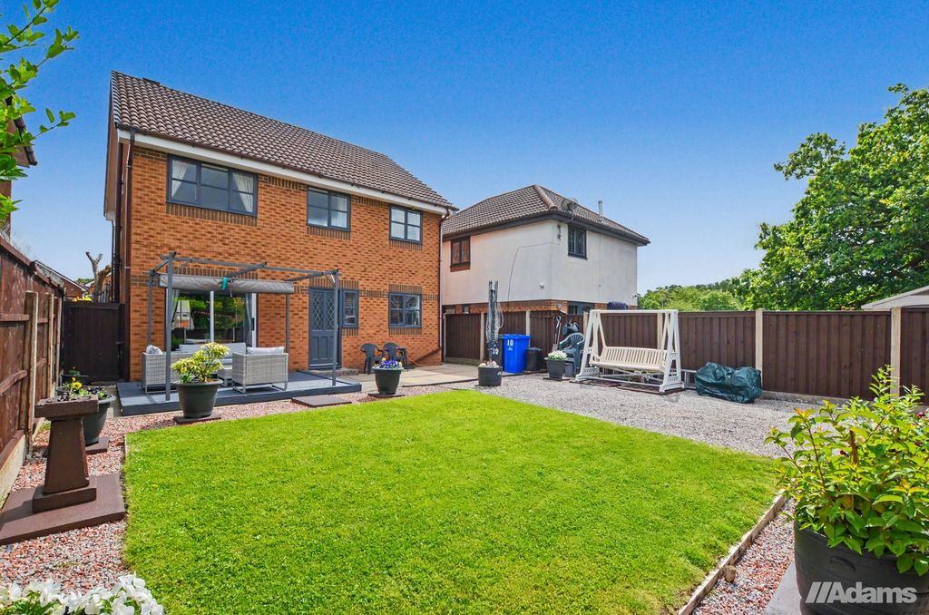 Property photo 2 of 41
