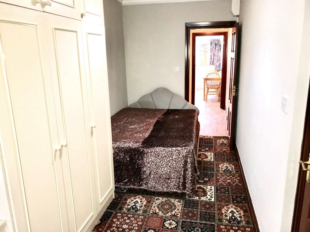 Property photo 2 of 5 Photo 2