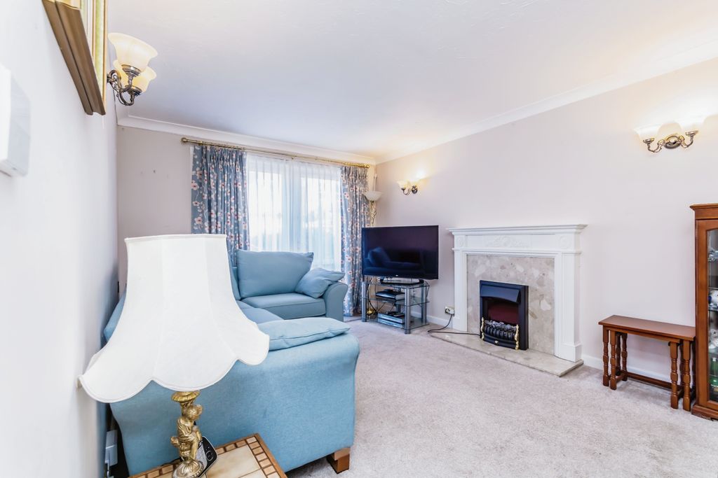 Property photo 1 of 17 Photography