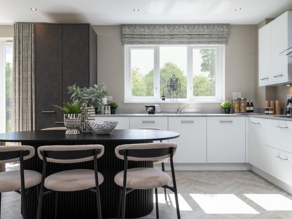 Property photo 2 of 10 Kitchen Of The Cambridge, A 4 Bedroom House
