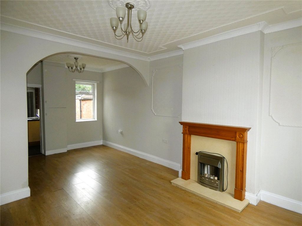 Property photo 2 of 12 Picture No. 13
