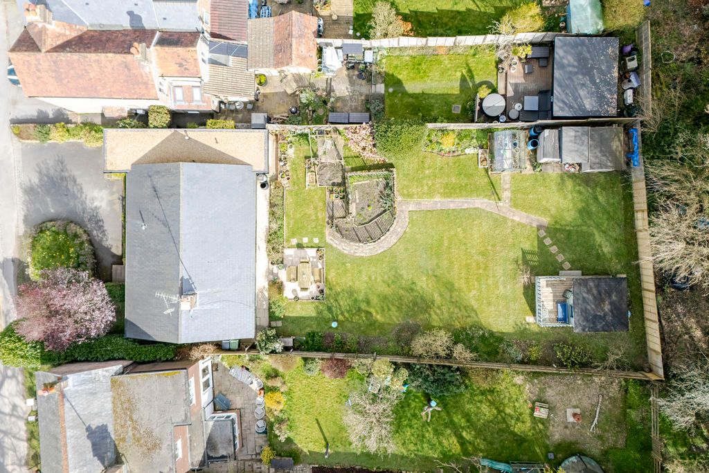 Property photo 2 of 19 Photo 2