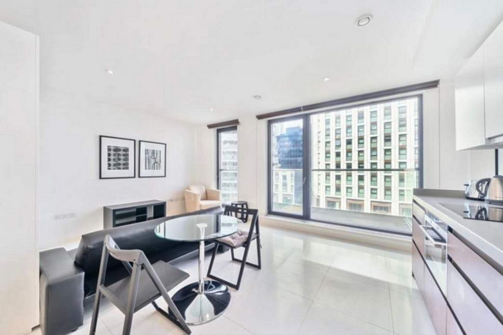 Property photo 3 of 7