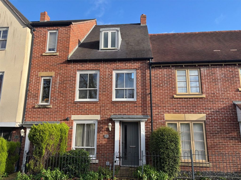 Property photo 1 of 18 Picture No. 05