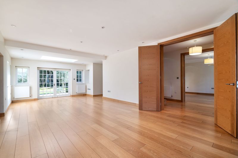 Property photo 2 of 21 Photo 18