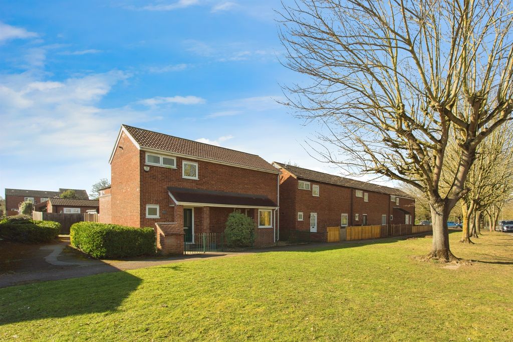 Property photo 2 of 17