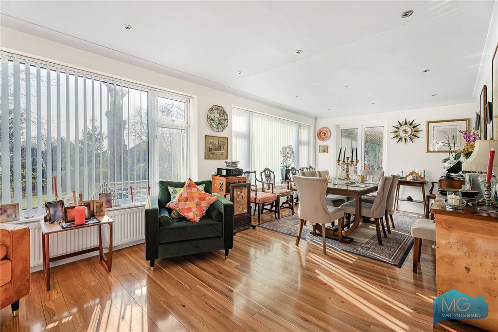 Property photo 3 of 41 Picture No. 38