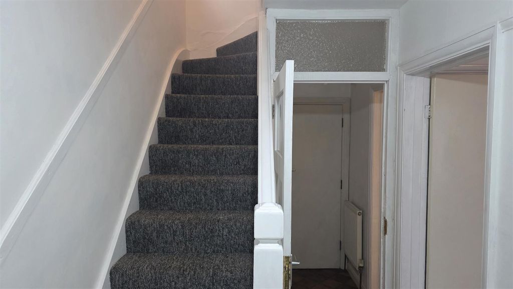 Property photo 1 of 8 20251029_142238.Jpg