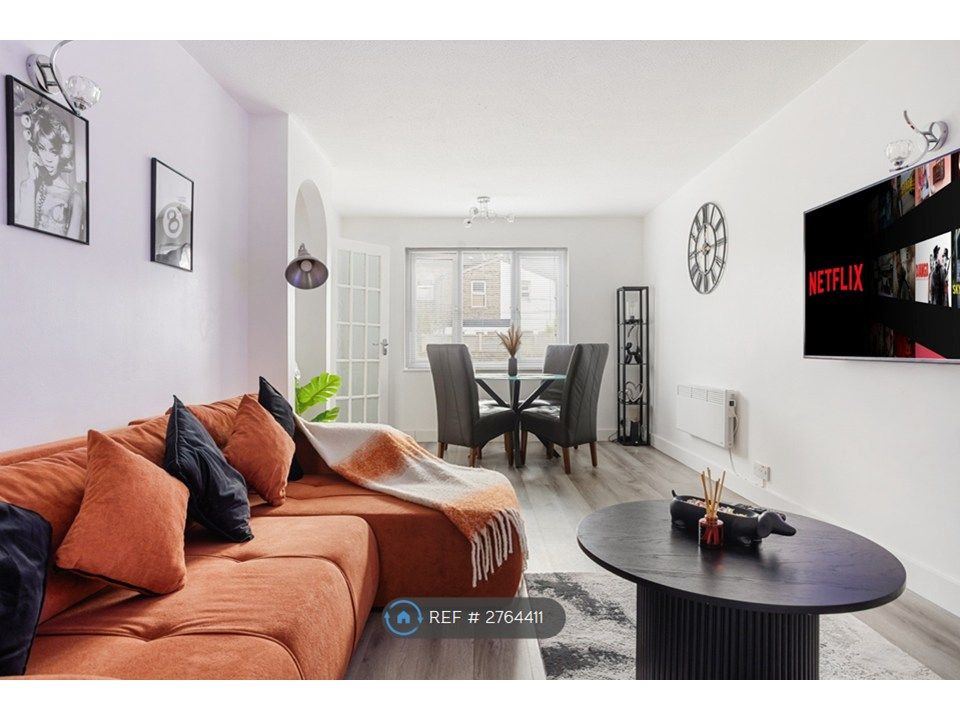 Property photo 1 of 25