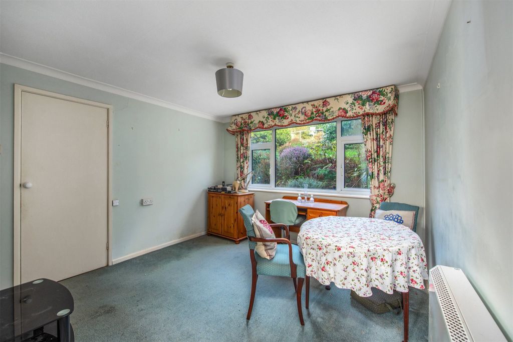 Property photo 3 of 16 Picture No. 10