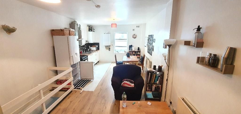 Property photo 1 of 4