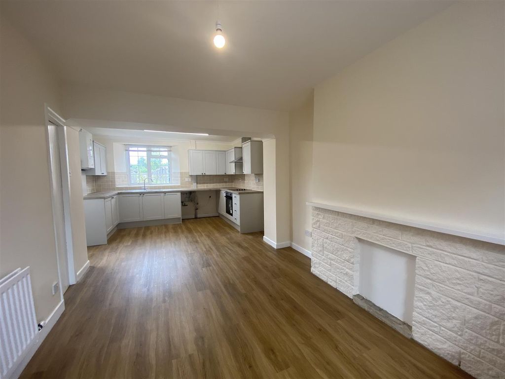 Property photo 3 of 12 Open Plan To Kitchen