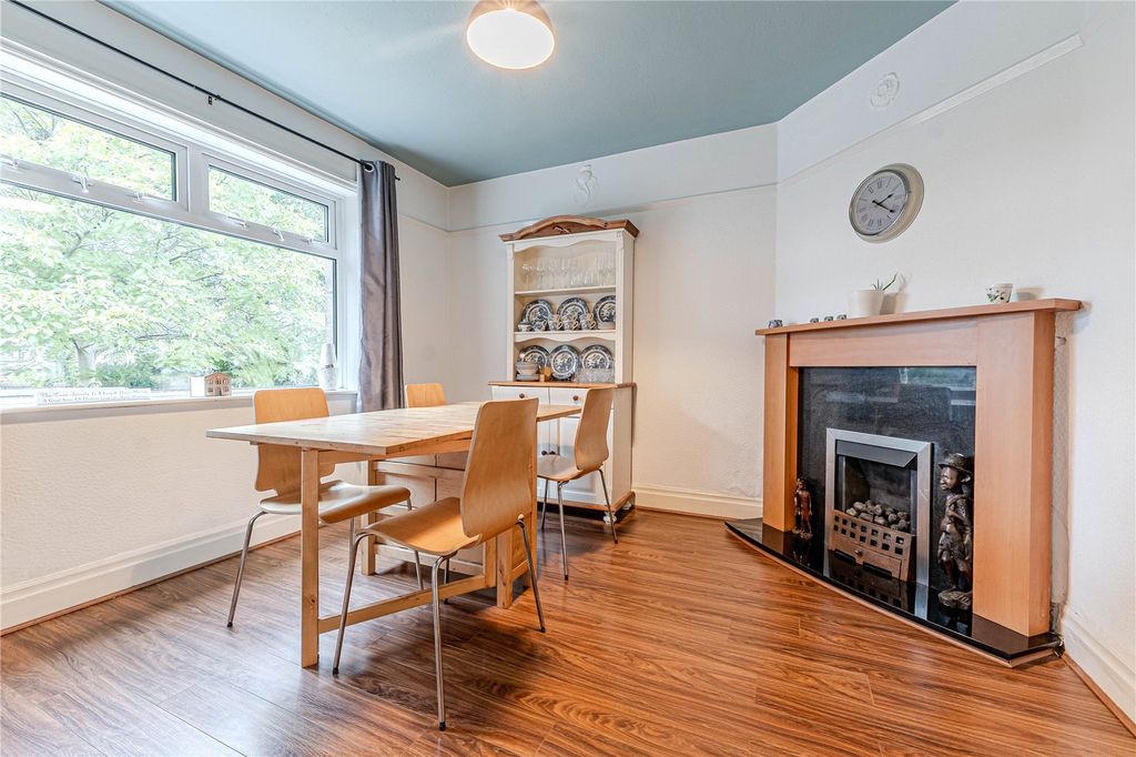 Property photo 3 of 14 Picture No. 18