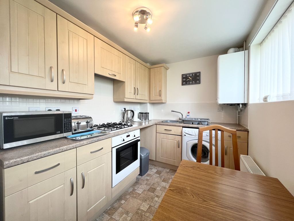 Property photo 2 of 11