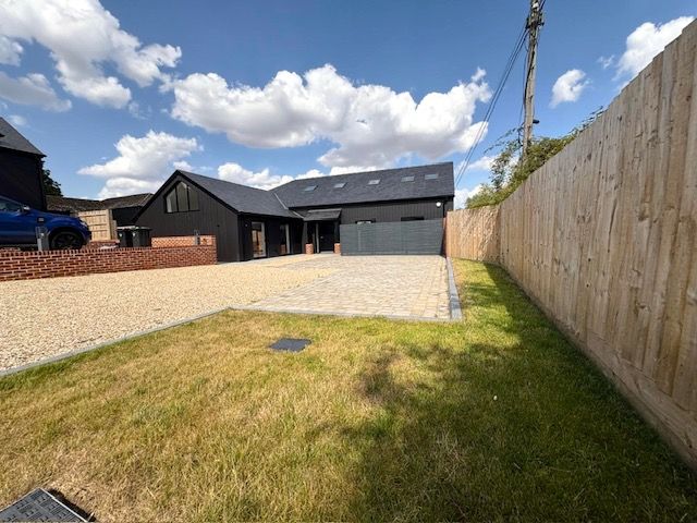 Property photo 1 of 14 Front