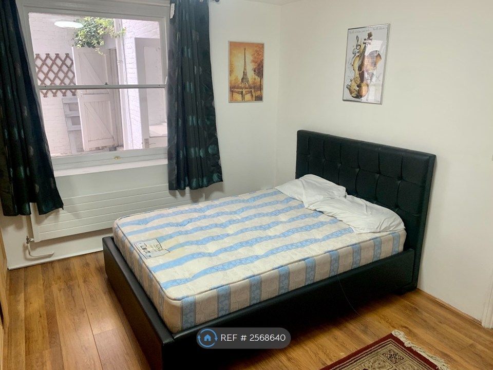 Property photo 2 of 13