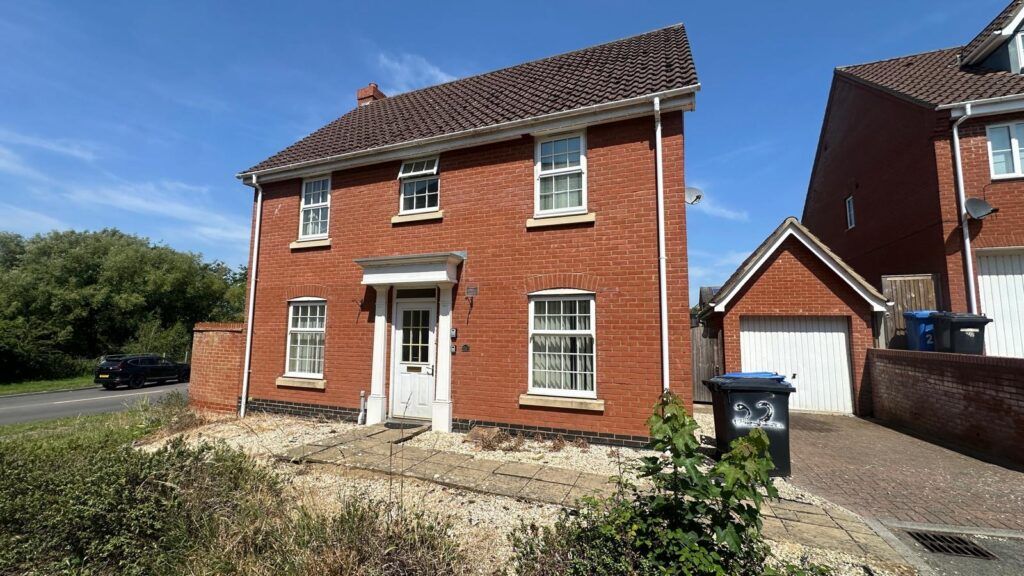 Property photo 1 of 13