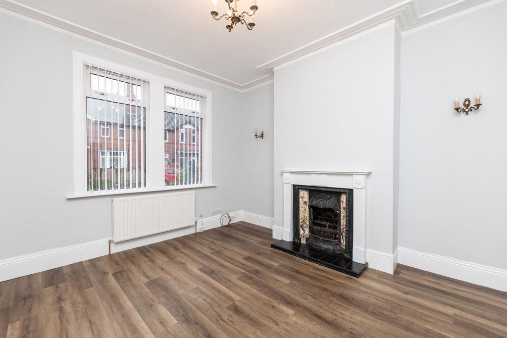 Property photo 2 of 13 Img_4518.Jpg