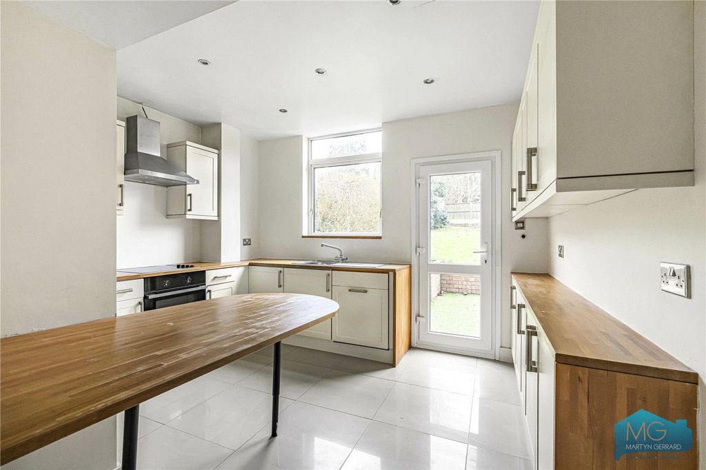 Property photo 3 of 29 Picture No. 09