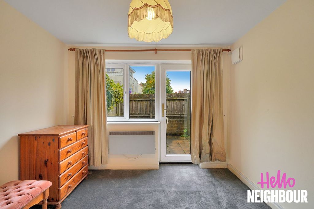 Property photo 2 of 14 Photo 1