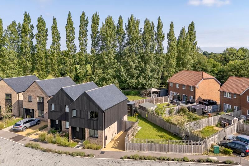 Property photo 1 of 19 Photo 19