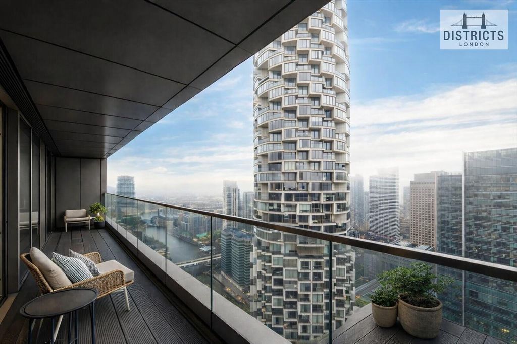 Property photo 2 of 9 Balcony.Jpg