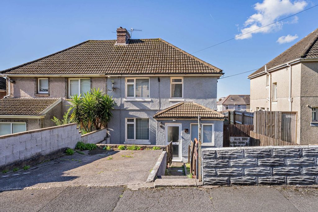 Property photo 1 of 24