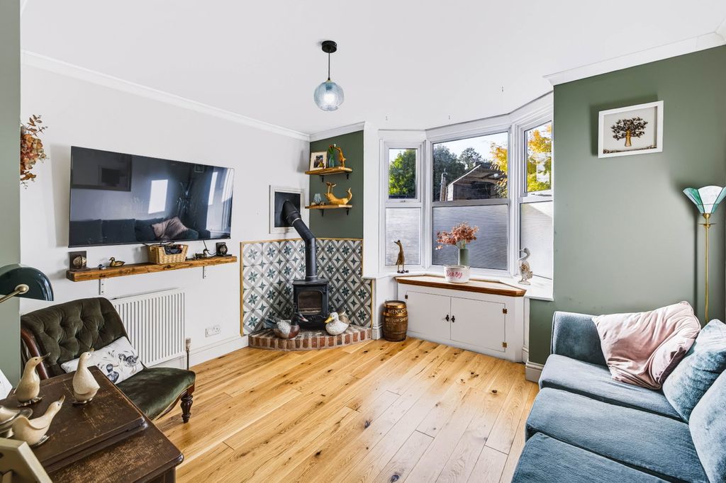 Property photo 2 of 14