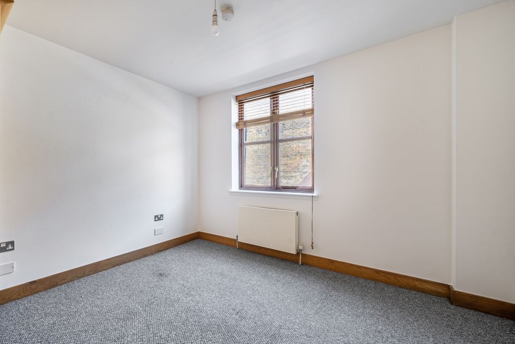 Property photo 2 of 10 1495139 (5)
