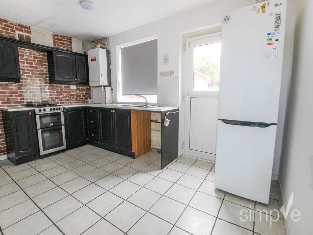 Property photo 2 of 11 Img_5019