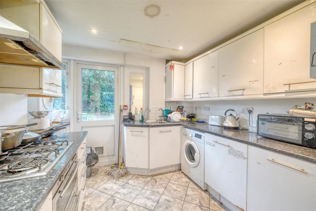 Property photo 3 of 11 Dsc07736_Hdr.Jpg