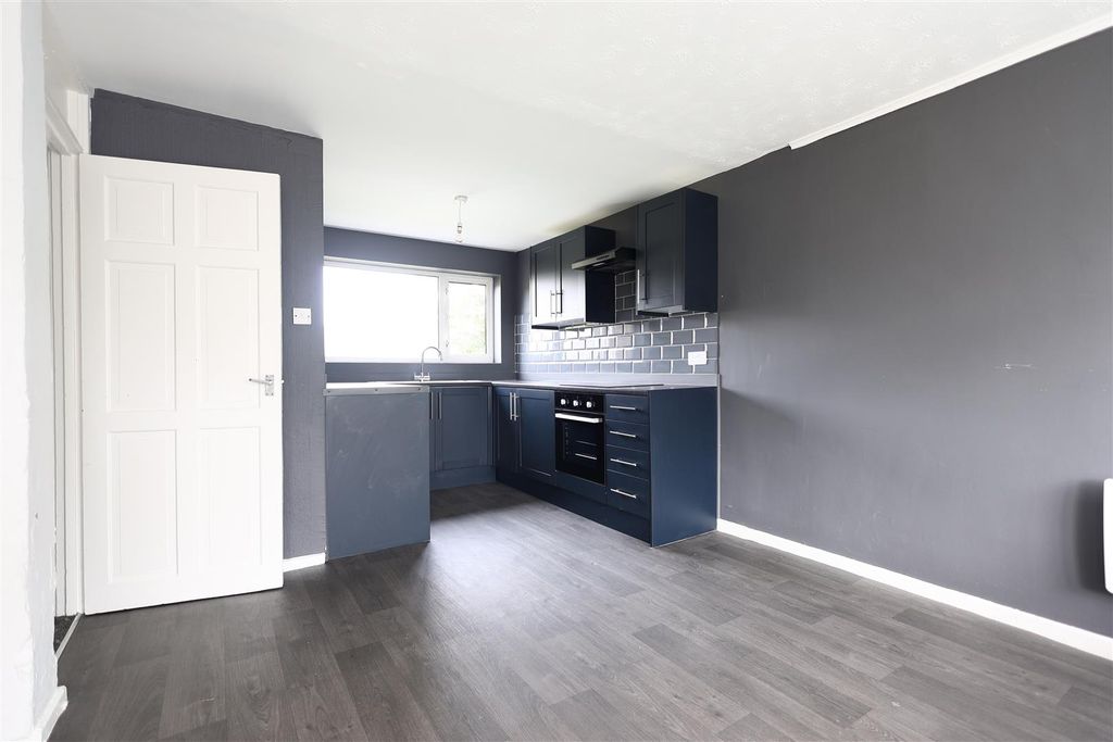 Property photo 1 of 12 Bf6F3382-4F3F-4Efd-B269-8148D4400Eba.Jpeg