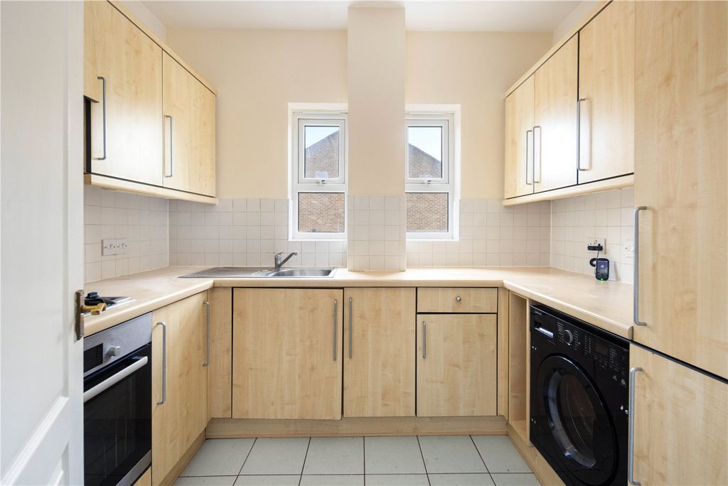 Property photo 3 of 13 Kitchen