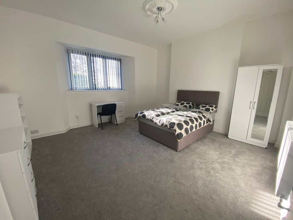 Property photo 1 of 6 Bedroom 1