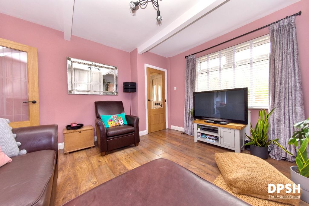 Property photo 3 of 24
