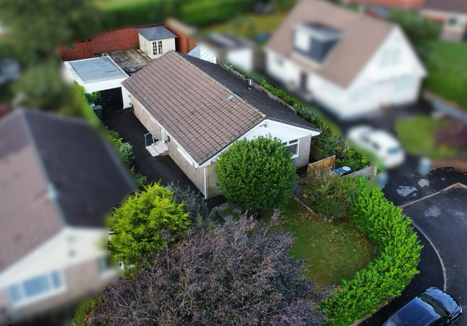 Property photo 1 of 32