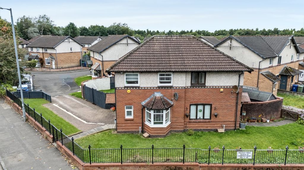 Property photo 1 of 33 Picture No. 32